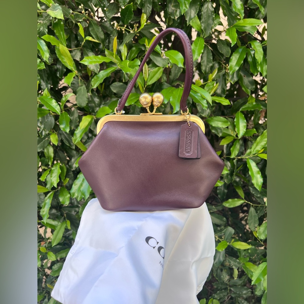 Coach Kisslock Frame 16 Bag Black Currant Leather Top Handle Purse NWT
